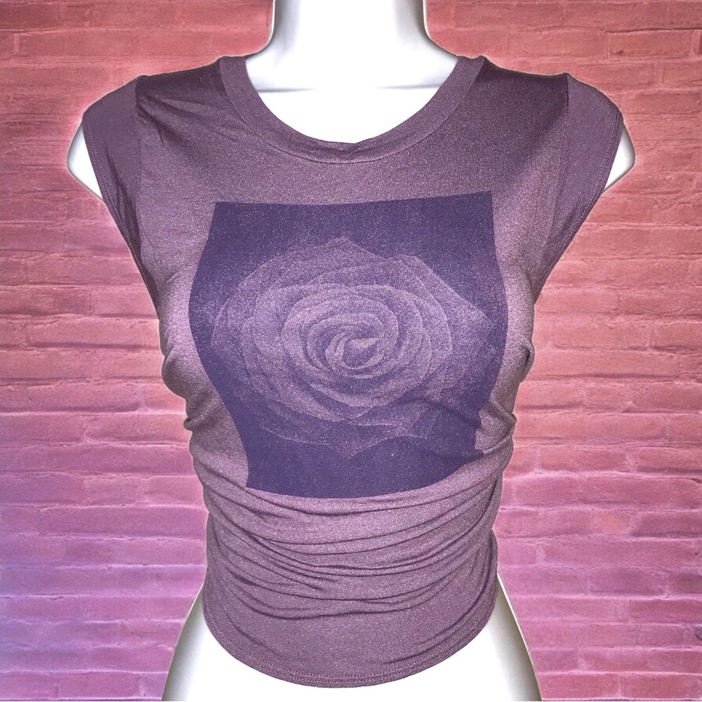 OLD NAVY Capped Sleeve Rose Graphic Baby Tee